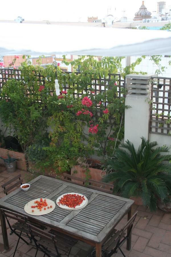 Guest House Europa 12 Seville Ngoại thất bức ảnh