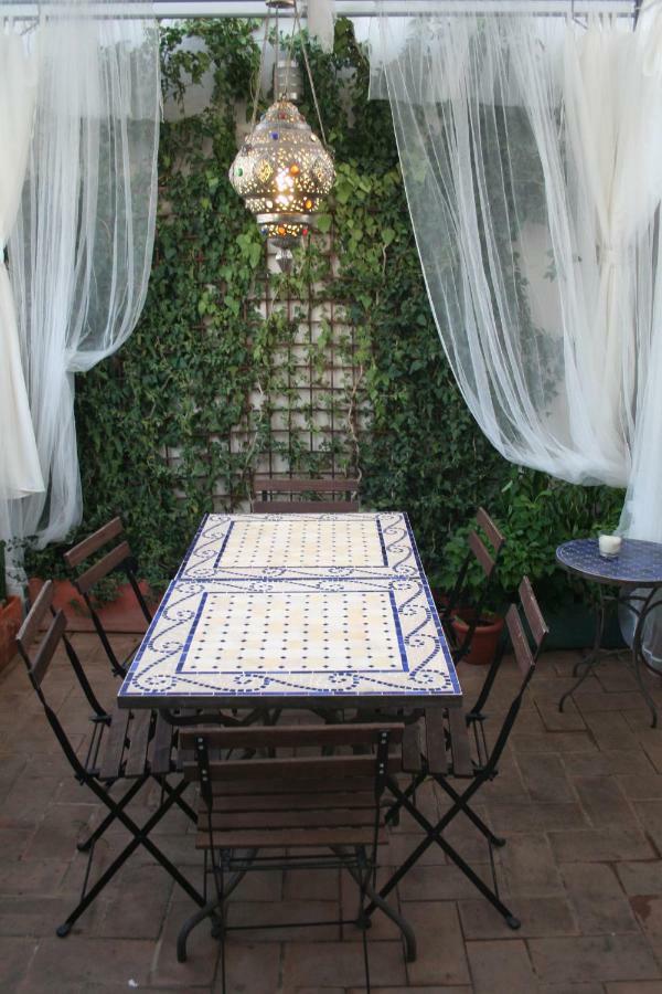 Guest House Europa 12 Seville Ngoại thất bức ảnh