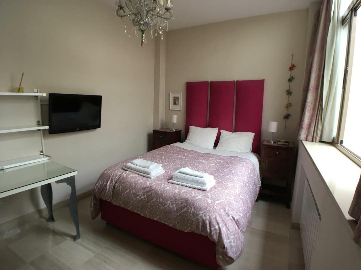 Guest House Europa 12 Seville Ngoại thất bức ảnh