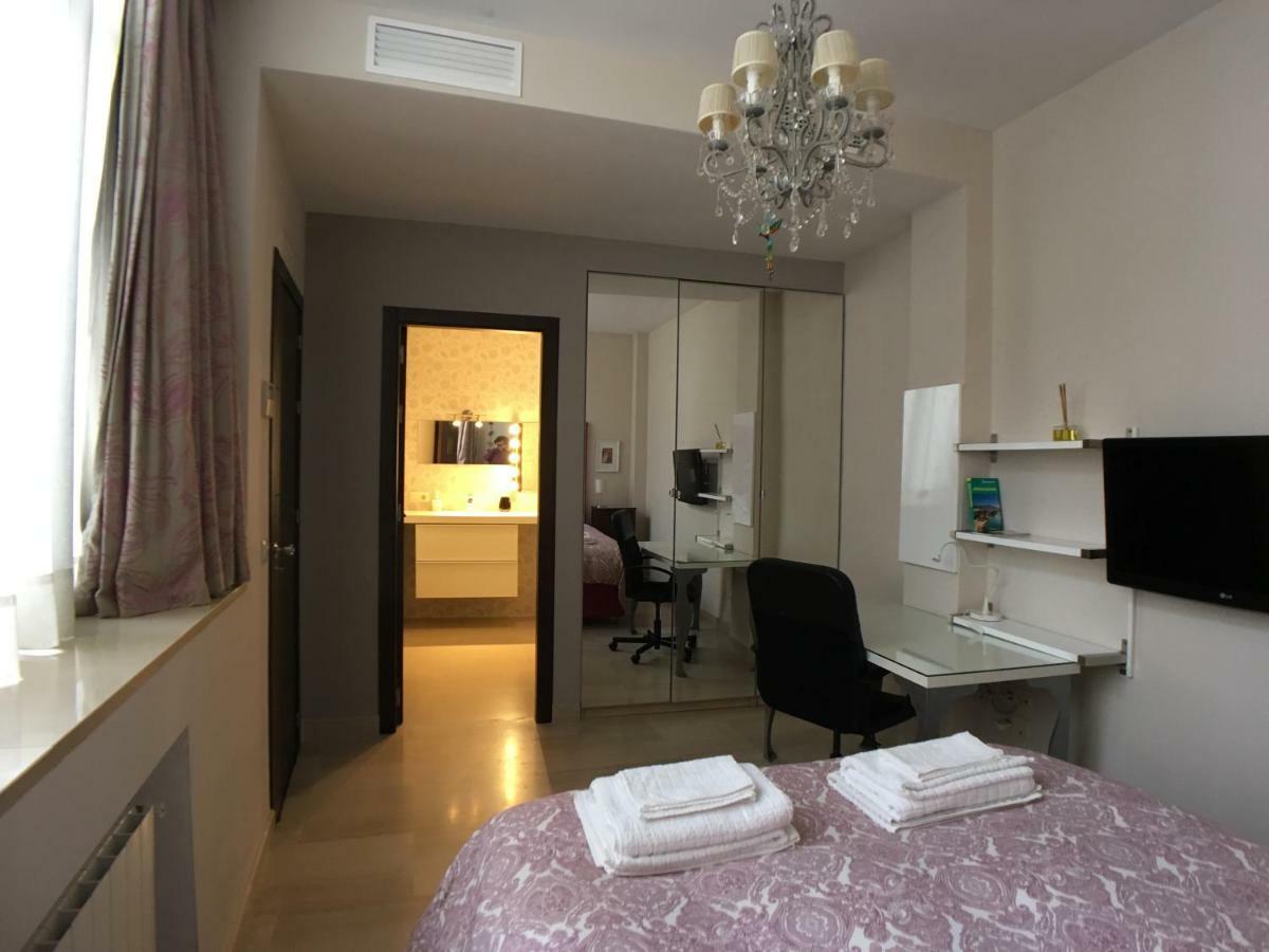Guest House Europa 12 Seville Ngoại thất bức ảnh