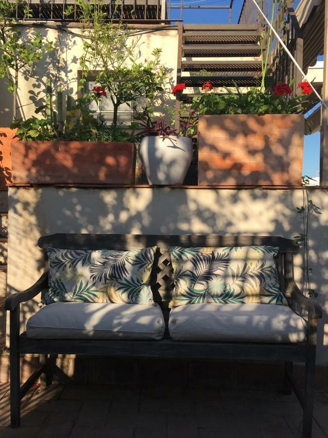 Guest House Europa 12 Seville Ngoại thất bức ảnh